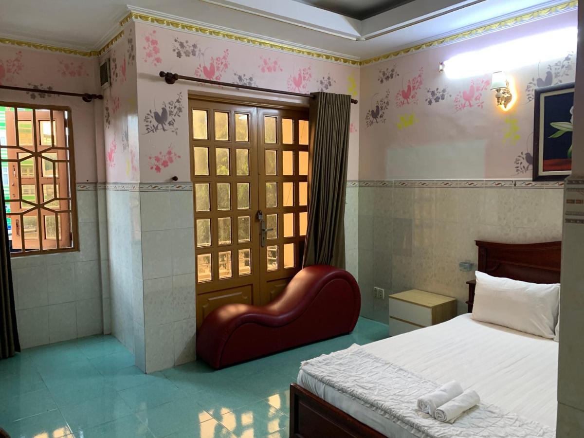 Minh Tuan Hotel Хошимин Екстериор снимка