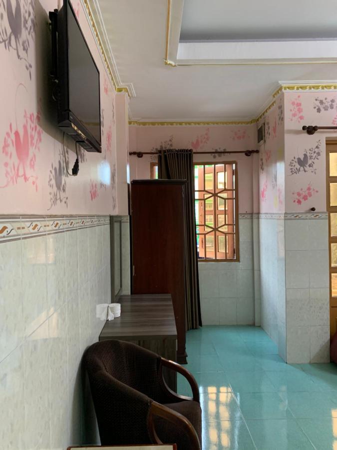 Minh Tuan Hotel Хошимин Екстериор снимка